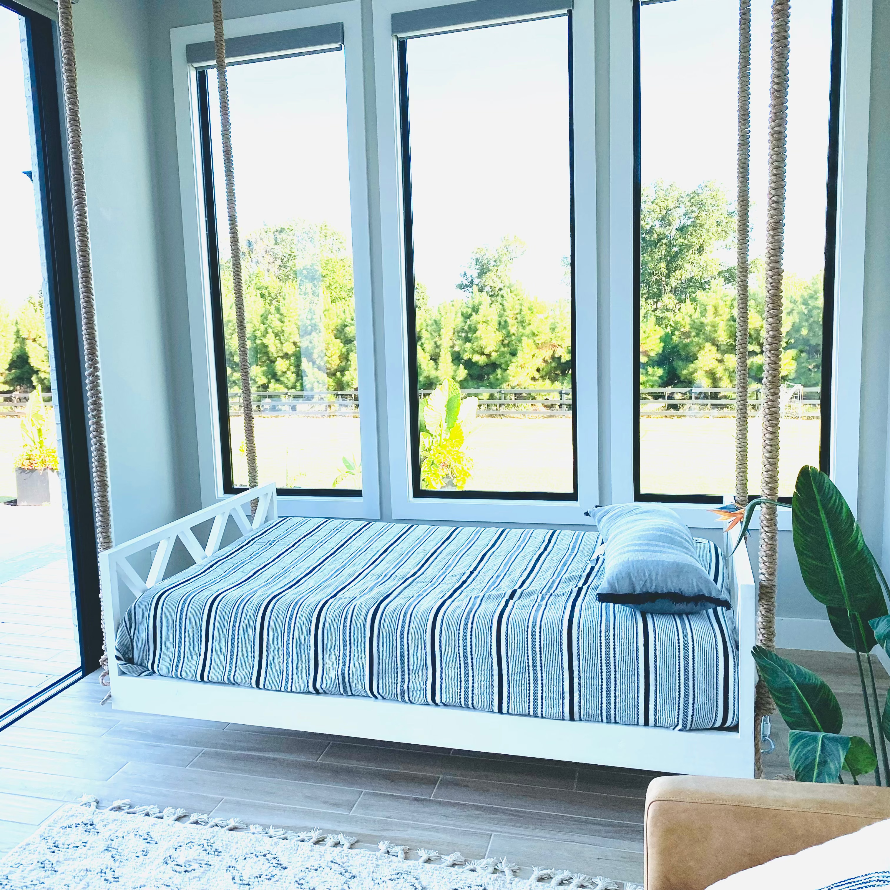 swing bed for pool house