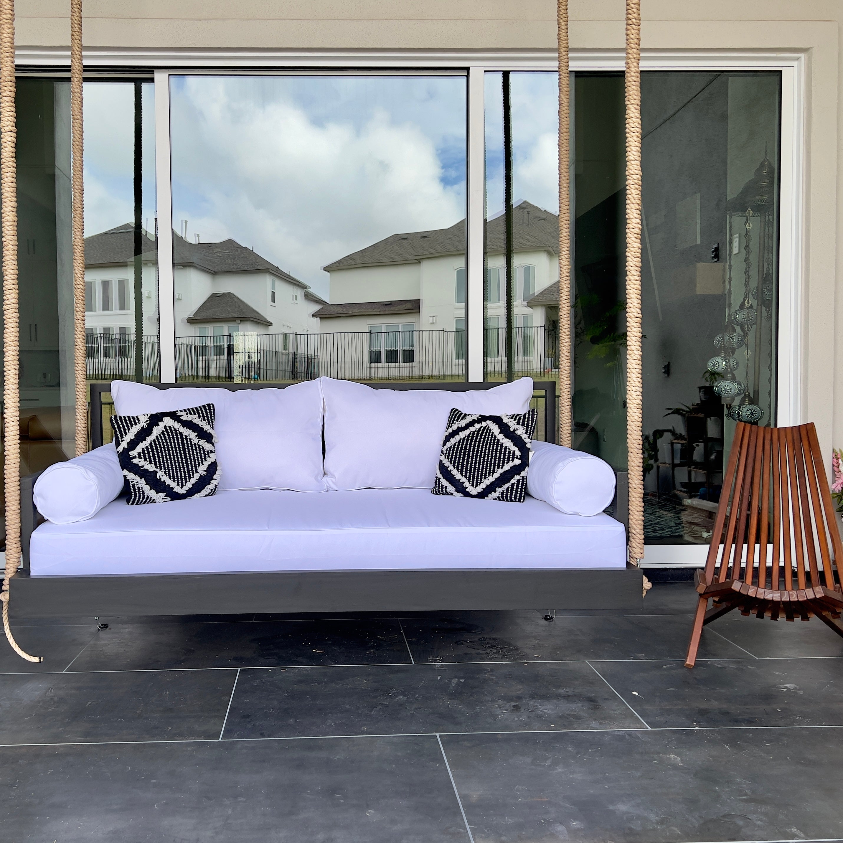 Bre Canyon HB Swing Bed Austin TX